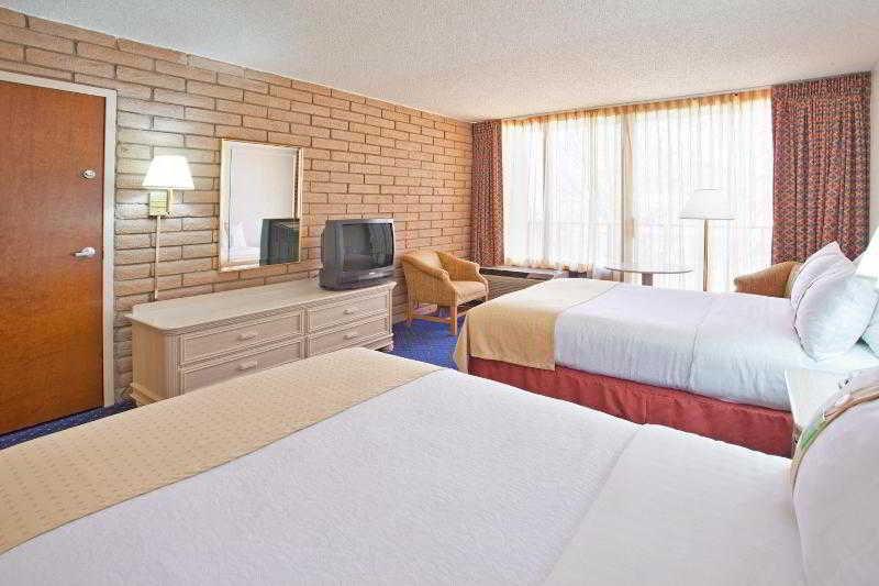 Holiday Inn Canyon De Chelly-Chinle, An Ihg Hotel Room photo